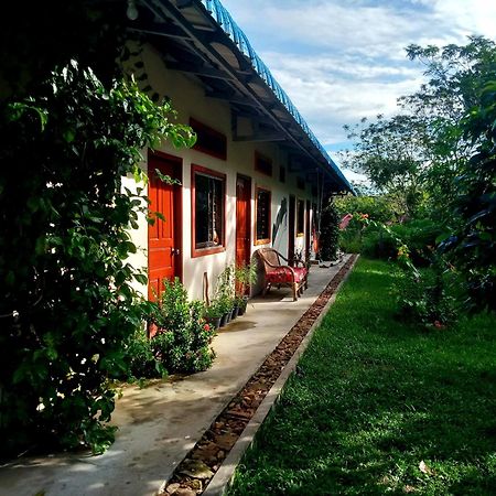 Baloo Guesthouse ロンサレム島 エクステリア 写真