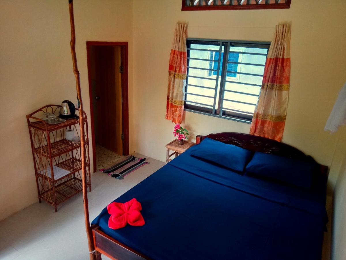 Baloo Guesthouse ロンサレム島 エクステリア 写真